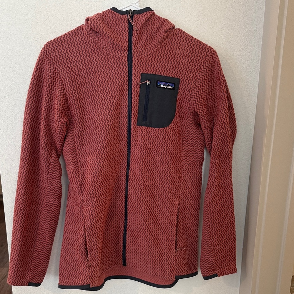 Women’s Patagonia R1 Hoodie